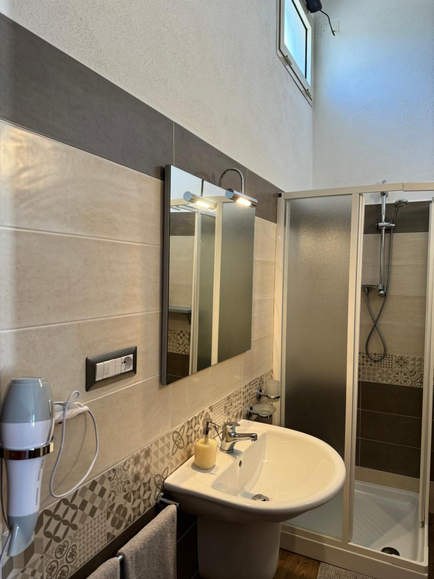 Iloghe Di Marras Hotel Loculi ภายนอก รูปภาพ